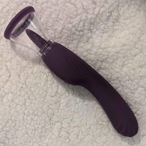 Side view of the Lovehoney Lick Me clit licker